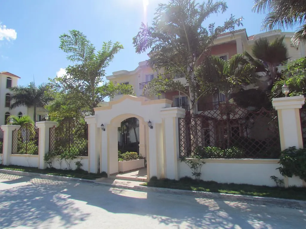 Hotel Dominicana Plus Bavaro 3*,