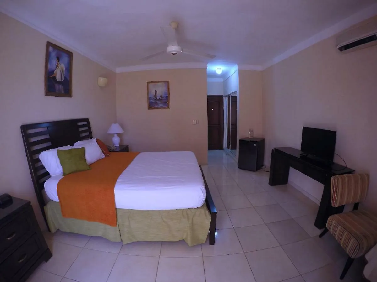 Hotel Dominicana Plus Bavaro 3*,  Dominican Republic